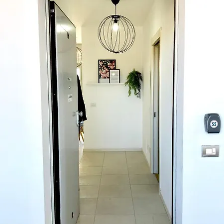 Apartment Milano 55 *